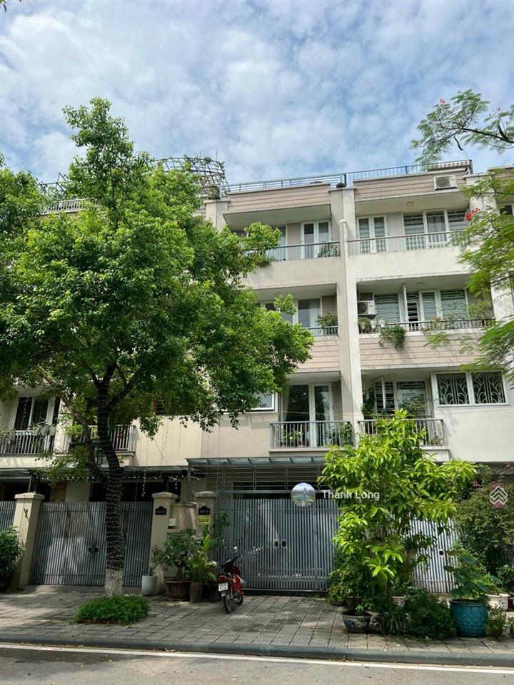 Cần bán gấp trong tháng lk an hưng  hà đông 83m2x5t phân lô, vỉa hè, kd. giá rẻ nhất thị trường