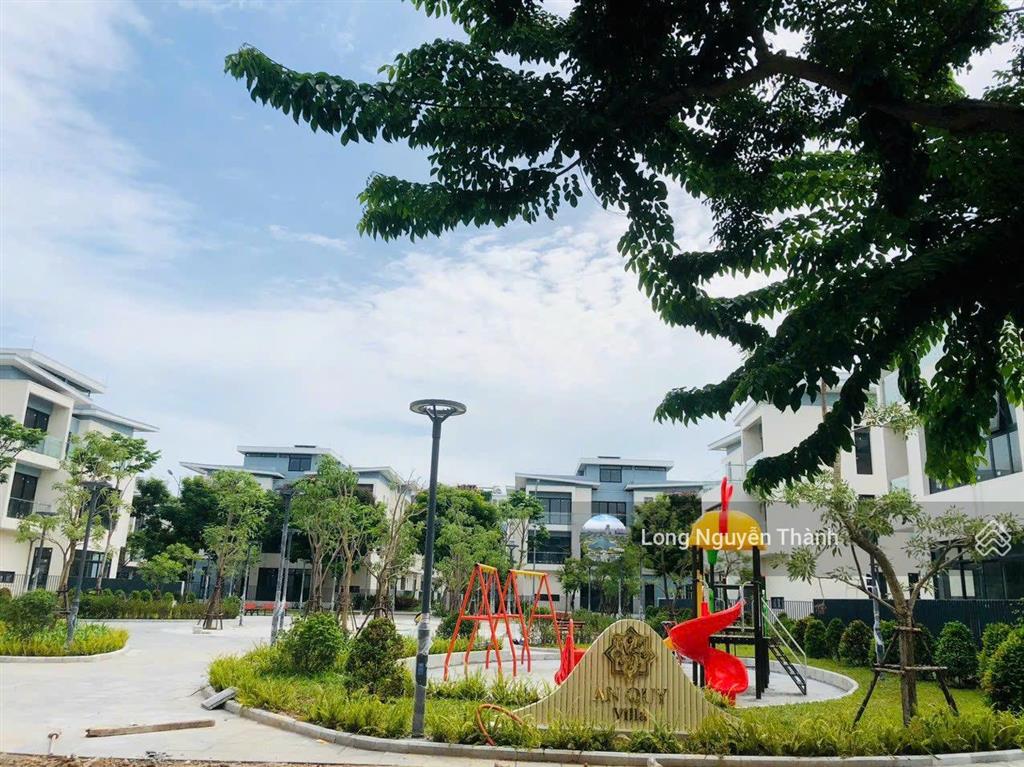 Gấp! rẻ hơn cđt 8 tỷ bt an quý villa nam cường, 2 mặt đường, view vườn hoa. 198m2. l/h 0979 264 ***
