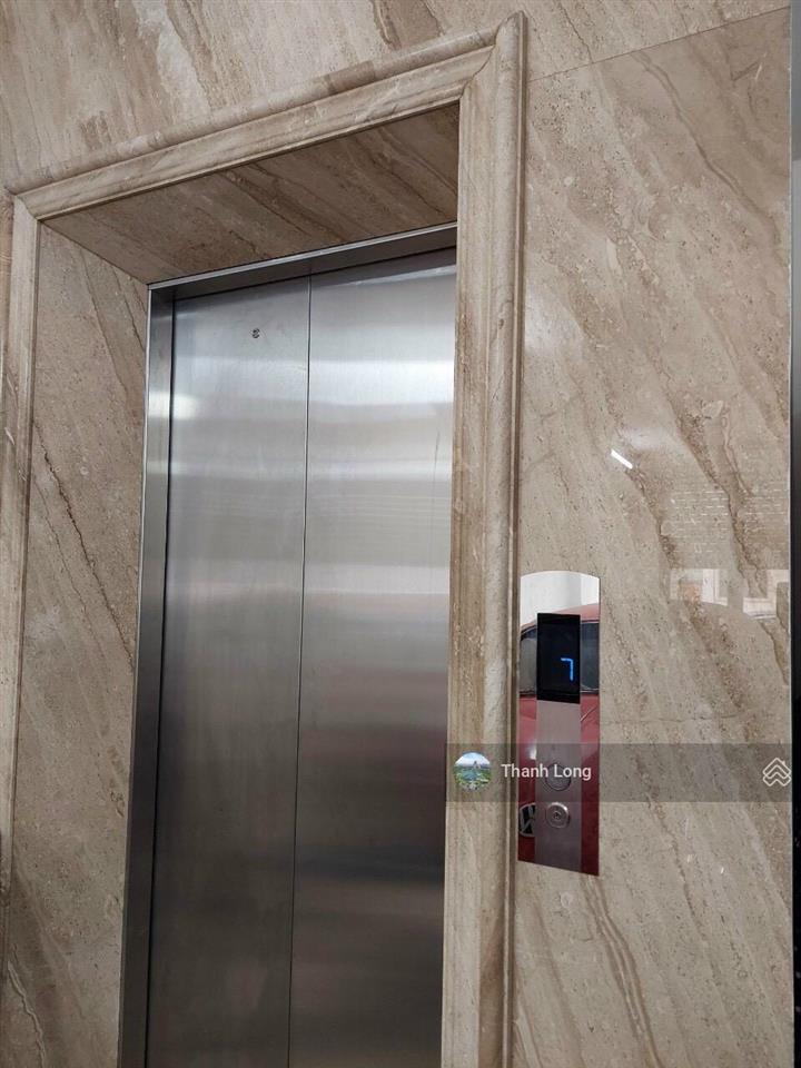 Shophouse luxury kiến hưng 135m2, hoàn thiện đẹp 7t thang máy, đường 50m đối diện công viên 9,2 ha