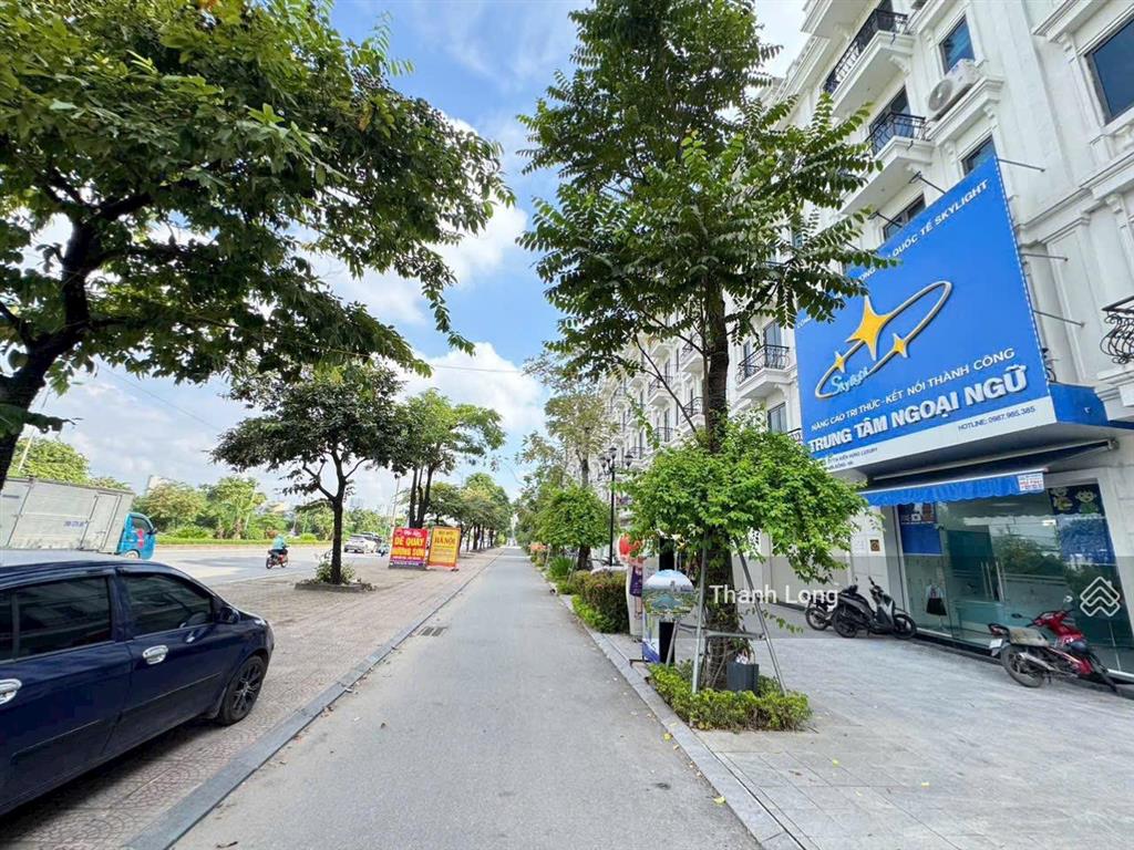 Shophouse luxury kiến hưng 135m2, hoàn thiện đẹp 7t thang máy, đường 50m đối diện công viên 9,2 ha