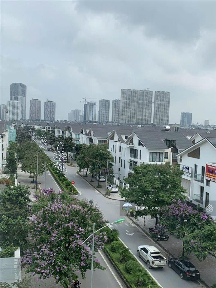 Chính chủ bán nhanh căn góc bt an vượng villa 230m2, mt 26m  đường đôi 28m, sát hồ tvh. giá 45 tỷ