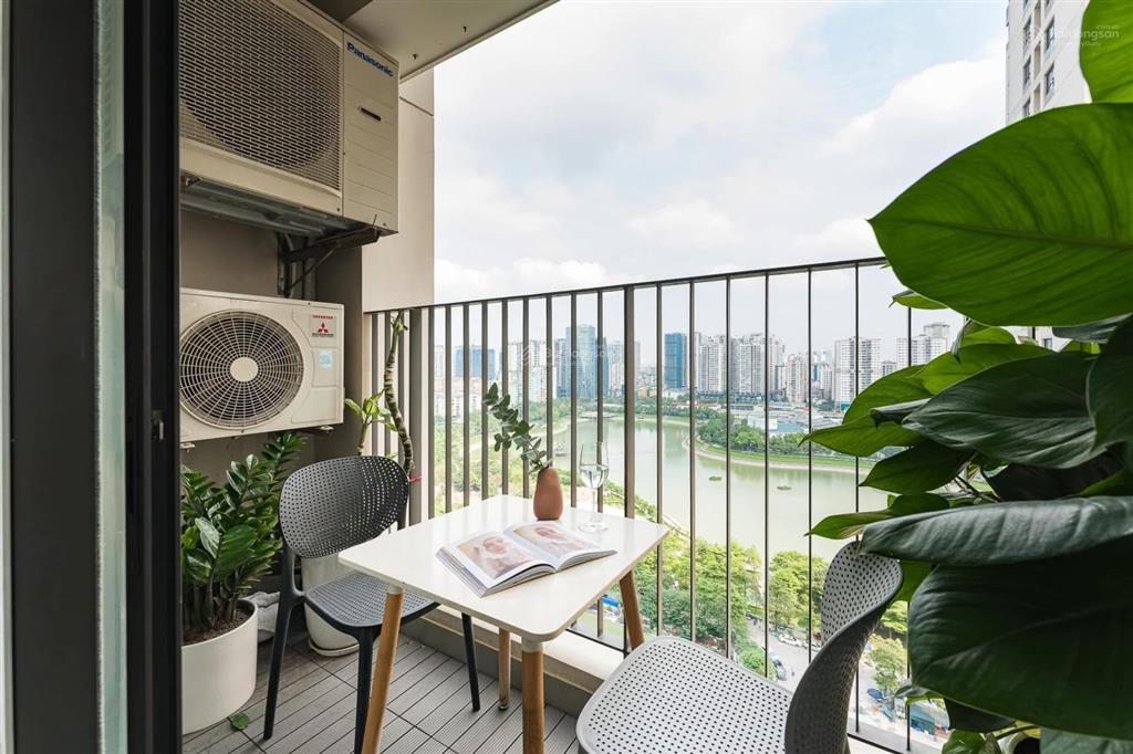Bán gấp căn cc anland lake view, view hồ tvh, lê quang đạo  full nội thất xịn sò 80m2. giá đầu tư