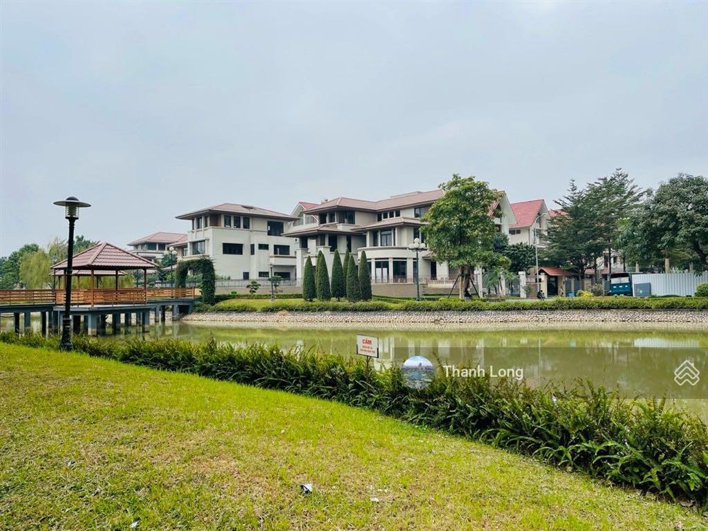 Chủ gửi bán 05 căn bt an hưng 240  376m2, view hồ điều hòa, an sinh tốt. giá tốt nhất thị trường