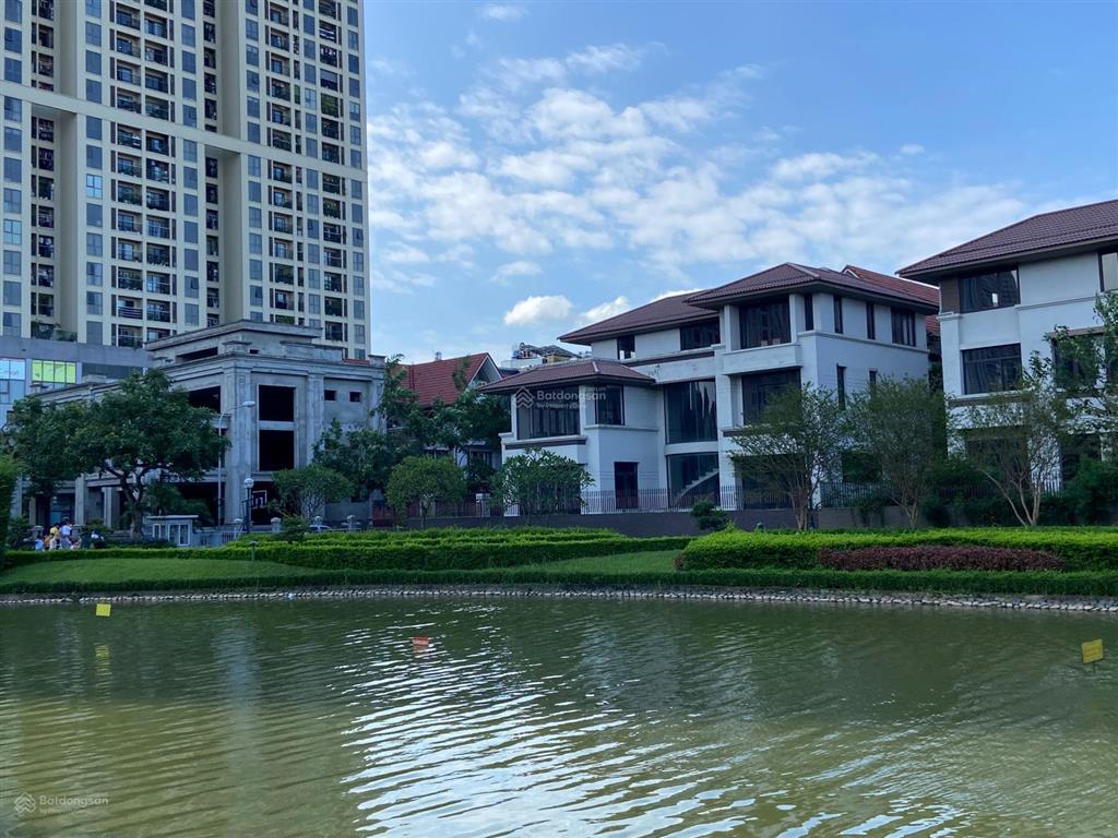 Chủ gửi bán 05 căn bt an hưng 240  376m2, view hồ điều hòa, an sinh tốt. giá tốt nhất thị trường