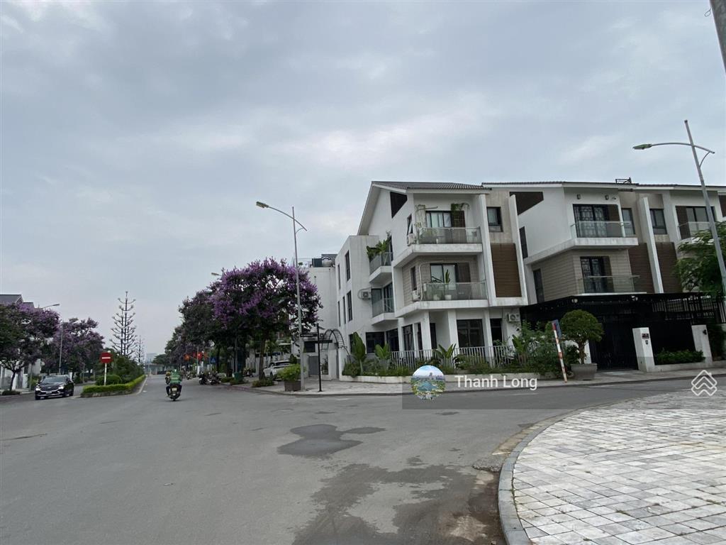 Căn cho thuê biệt thự dương nội nam cường. dt 180m2. giá chỉ 13tr/th