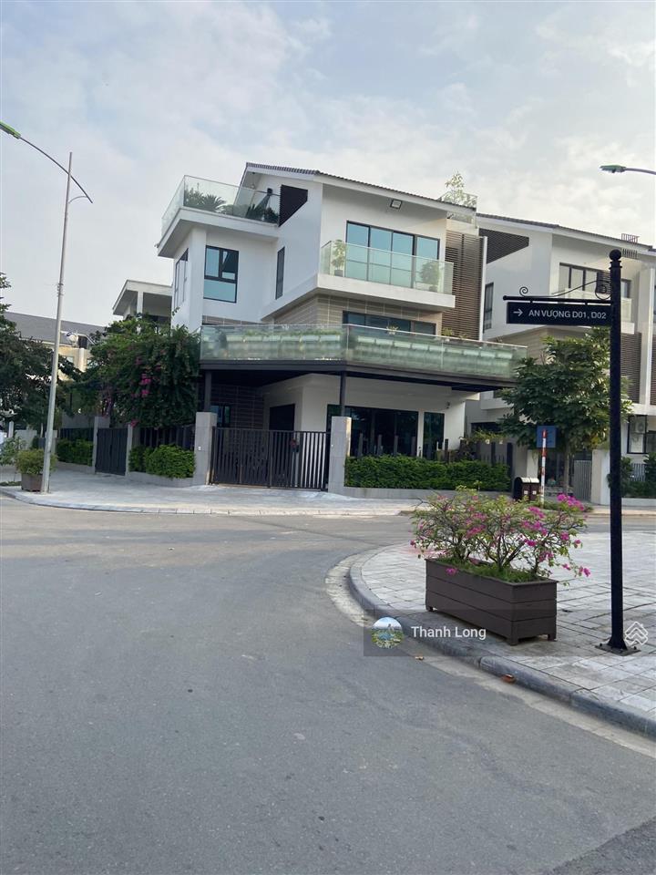 Bán căn góc bt an vượng villa  sát hồ thiên văn học. dt 270m2. giá tốt nhất thị trường