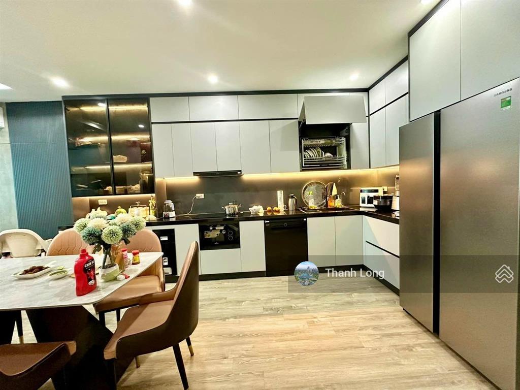 Bán gấp nhà 50m2x5t aeon mall hà đông, ht full đồ đẹp, phân lô, vỉa hè 5m, đường 21 m k.doanh 24/7