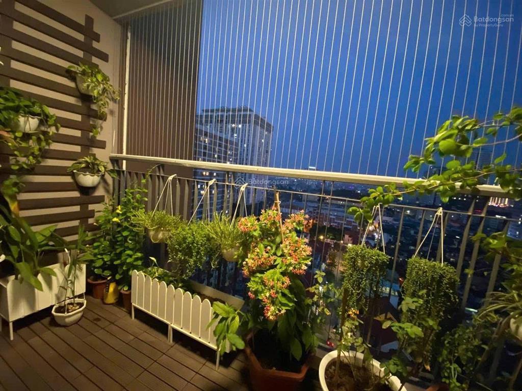 Căn hộ usilk city ban công vườn treo, hướng mát full nội thất xịn sò 90m2, 2pn, 2vs có slot ô tô