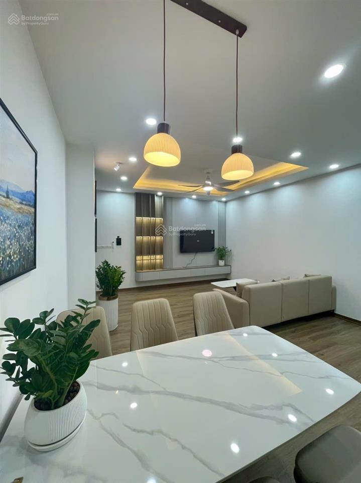 Chủ thiện chí bán nhanh căn cc văn khê dt 70m2 gồm 2pn, hướng mát, tầng trung full nội thất xịn sò