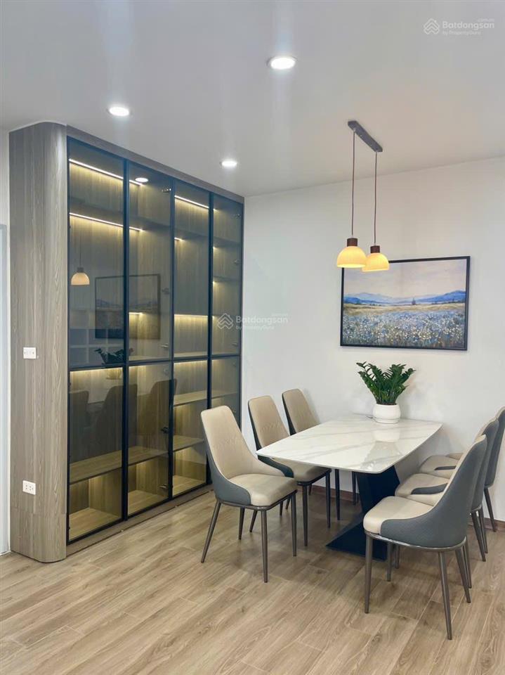 Chủ thiện chí bán nhanh căn cc văn khê dt 70m2 gồm 2pn, hướng mát, tầng trung full nội thất xịn sò