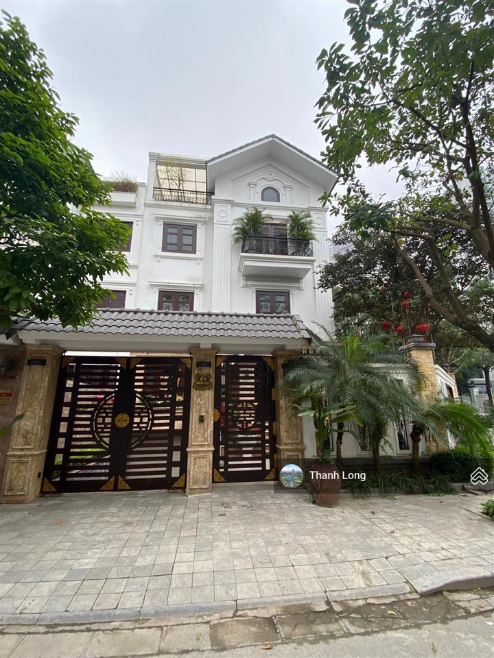 Chính chủ gửi bán căn biệt thự an khang villa 200m2, sát hồ. giá tốt hơn thị trường.  0979 264 ***