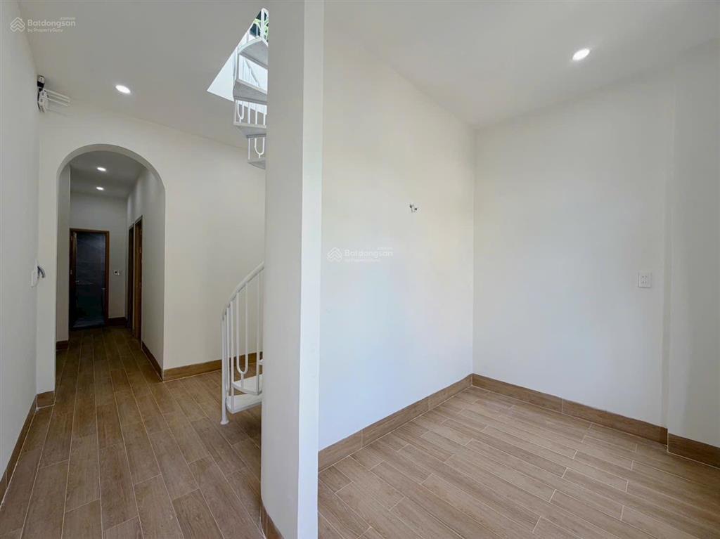 Bán nhà kiệt 251/thái thị bôi