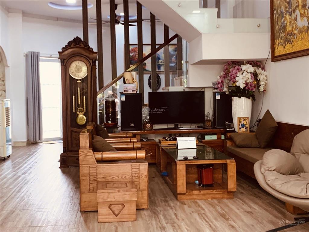 Nhà tôi cần bán, gần chợ đồn, biên hòa, dt 80 m2. nhà mới đẹp, tiện nghi, tiện ích khỏi lo!