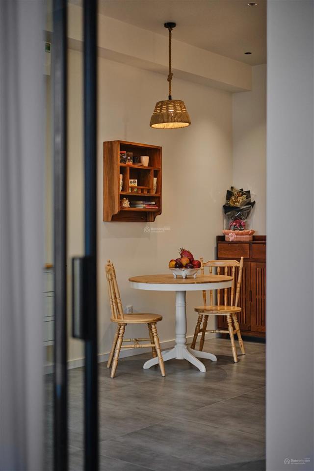 Căn hộ dịch vụ bancol full nội thất siêu ưu đãi ngay phan xích long