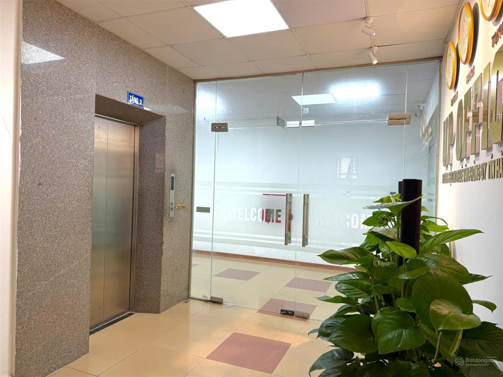 Cho thuê văn phòng trương công giai gần khúc thừa dụ 10 triệu/th
