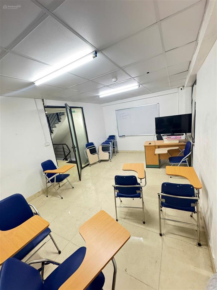 Cho thuê văn phòng 30m2, 5 triệu vnd tại trần vỹ, cầu diễn, nam từ liêm, hà nội giá tốt