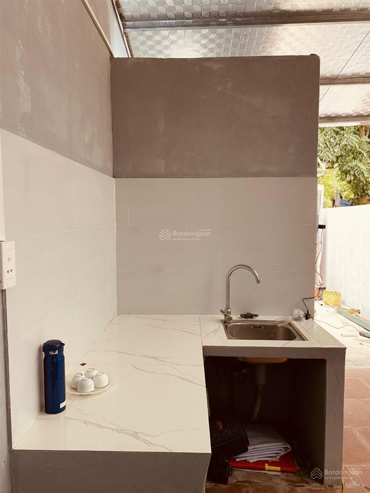 Cho thuê nhà riêng có kho để đồ có thể ở lại giá 6 triệu chính chủ