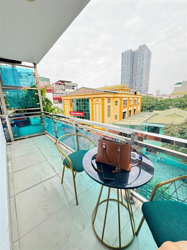Cho thuê căn hộ 2 ngủ 1 khách doãn kế thiện đủ đồ rộng 60m²