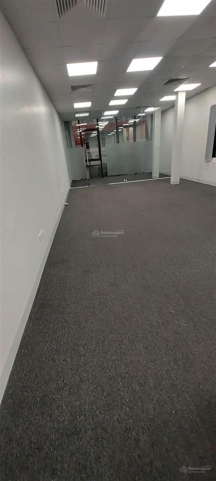 Hot! cho thuê văn phòng tại đường hoàng mai, hoàng liệt, hoàng mai, hà nội, 14,5 triệu, 120m2