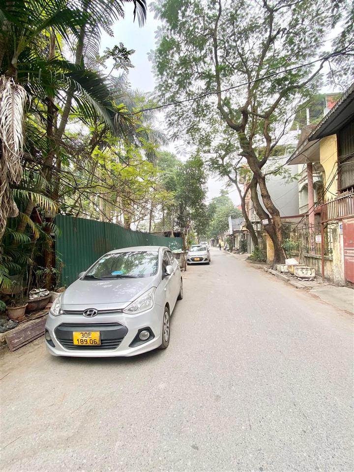 Cho thuê văn phòng cầu diễn 85m2, giá thuê 8 triệu chính chủ