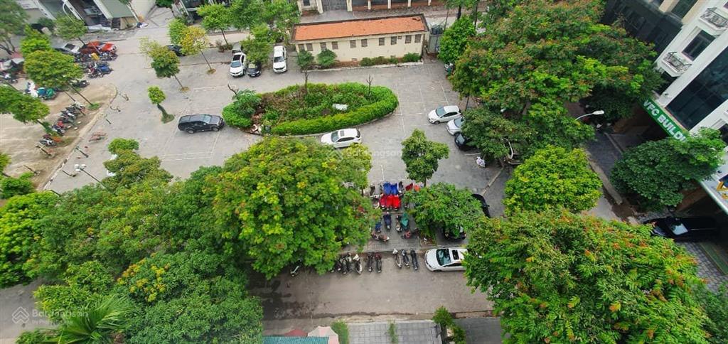 Cho thuê văn phòng duy tân dt 130m2 giá 25tr chính chủ giá rẻ tòa nhà mới xây xong