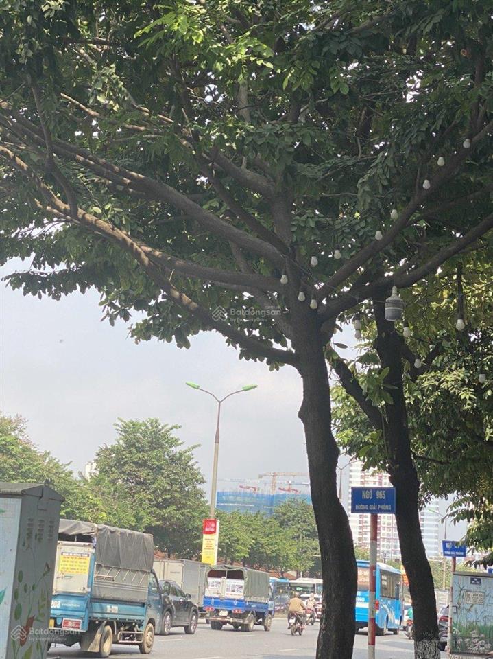 Cho thuê cửa hàng tại giải phóng, 20 triệu/th, 100m2, mặt tiền 10m, hàng hiếm tốt