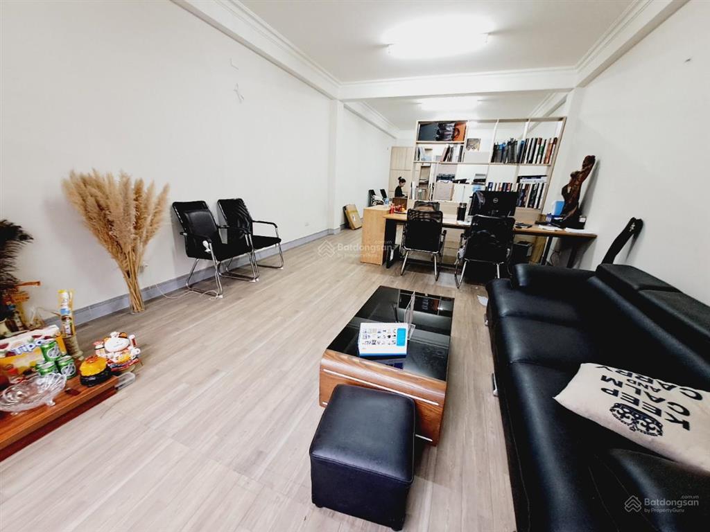 Cho thuê văn phòng hoàng mai, bùi huy bích 70m2 giá thuê 7,5tr/th