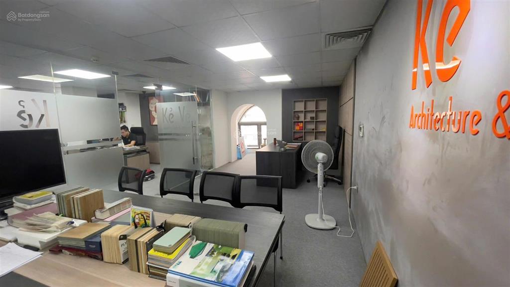 Cho thuê văn phòng tại trương công giai, dịch vọng, cầu giấy, hà nội, 18 triệu, 100m2