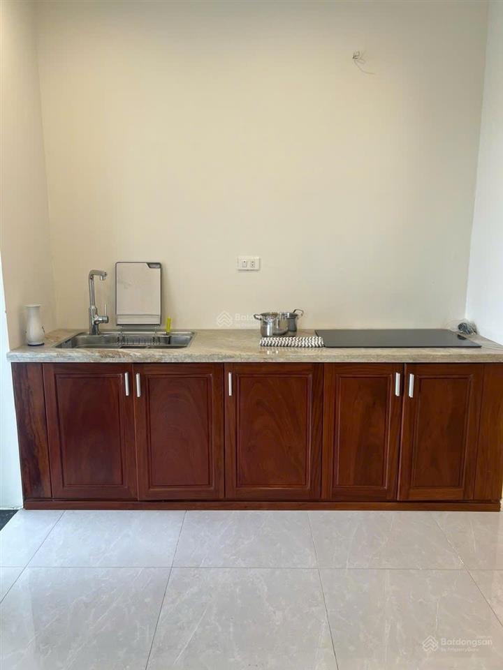 Cho thuê cc 3pn, 2wc, 10 triệu, 112m2 tại khu đô thị mới cầu bươu