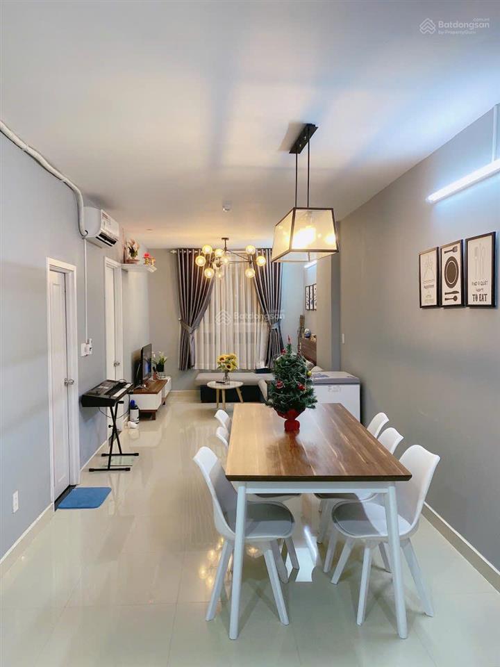 Bán ch topaz city, 3,5 tỷ, 70m2, 2pn, 2wc, view đẹp ở cao lỗ, q8, hcm