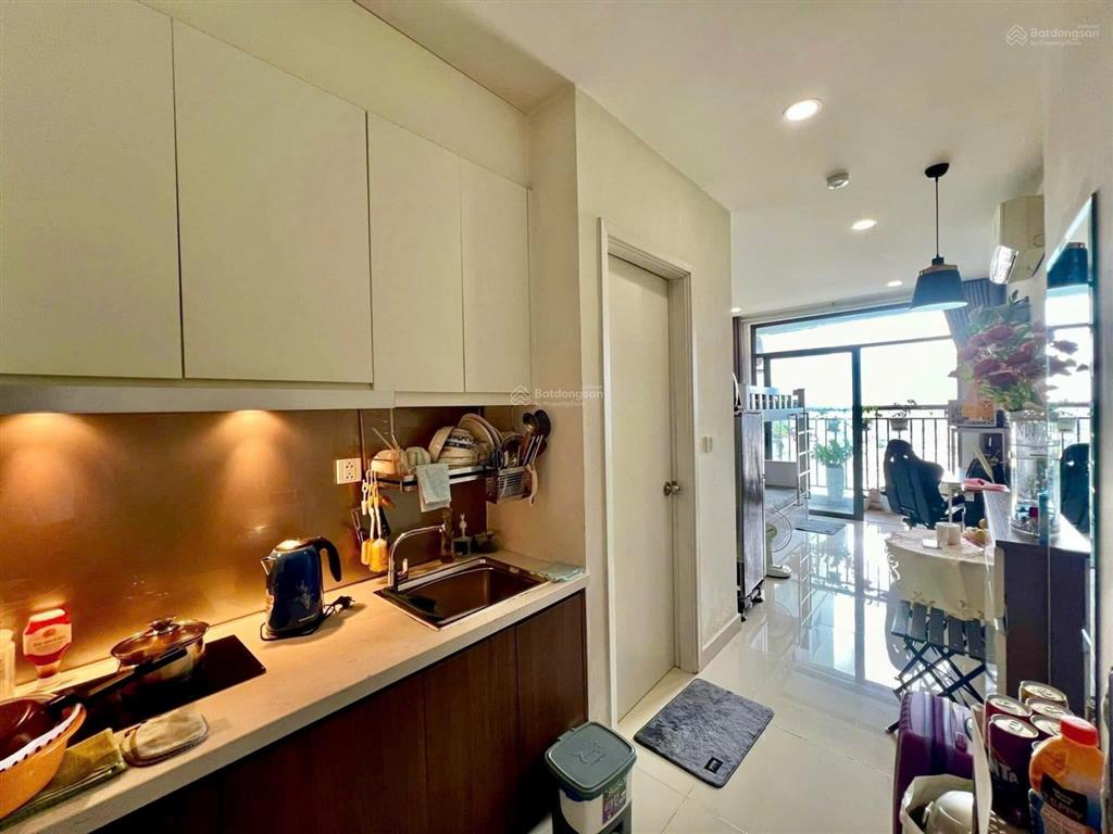 Cho thuê căn hộ officel central premium đường tạ quang bửu, p5, q8.