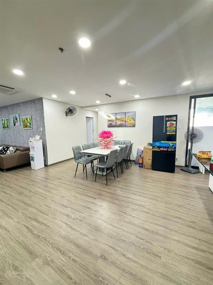 Bán căn hộ giai việt  tạ quang bửu, phường chánh hưng