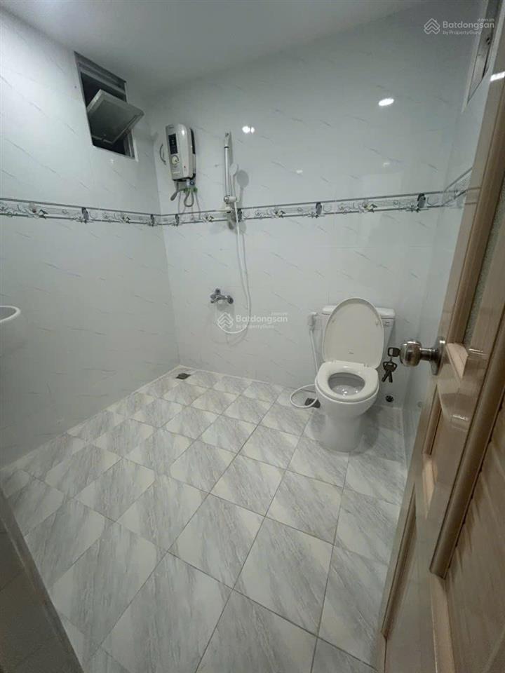 Cần bán căn hộ chung cư resco  hưng phú q8