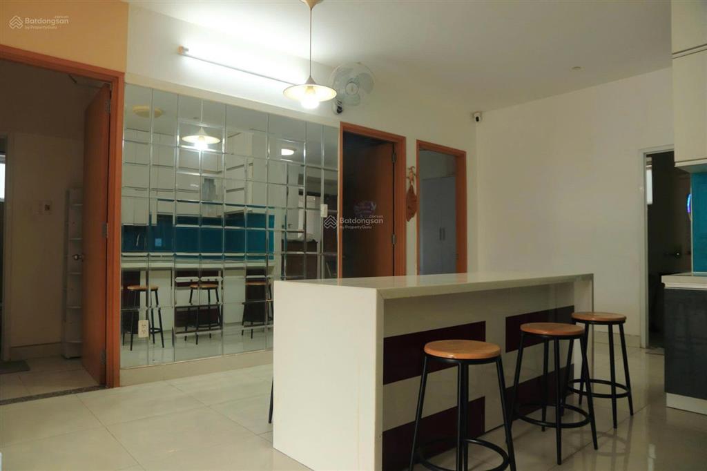Cần bán gấp căn hộ tara số 1a đường tạ quang bửu p6 q8