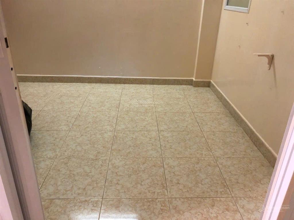 Cần bán gấp căn chung cư bùi minh trực p5 q8