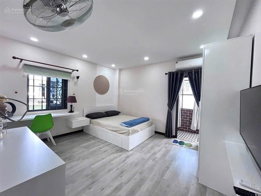 Cần bán gấp căn hộ 152 nguyễn thị tần, ngay chân cầu chữ y, quận 8