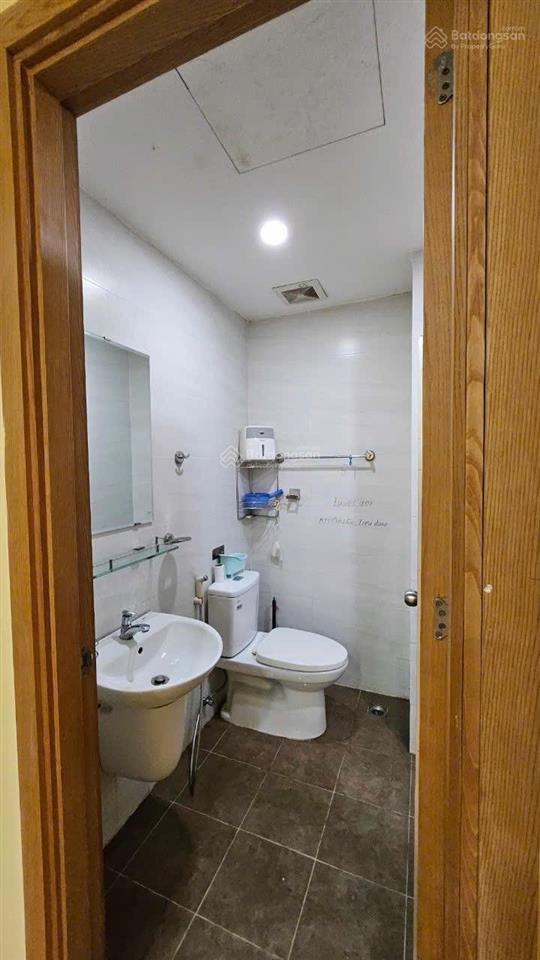 Cần cho thuê căn hộ starlight quận 6