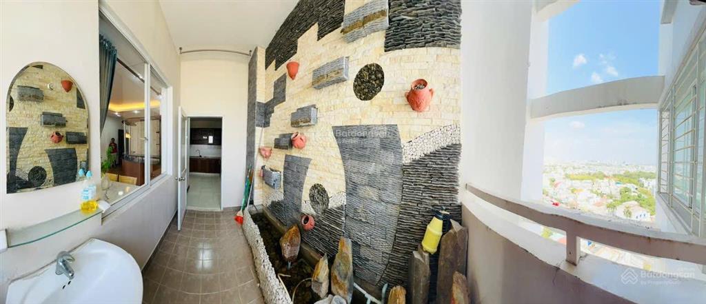 Cần bán gấp căn hộ mỹ thuận, phường bình phú