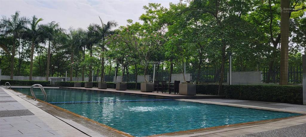 Sổ đỏ tên tôi, bán căn hộ 90m2 3pn, 2wc, tầng 8  hanoi garden city, thạch bàn, long biên.