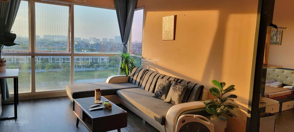 Sổ đỏ tên tôi, bán căn hộ 90m2 3pn, 2wc, tầng 8  hanoi garden city, thạch bàn, long biên.
