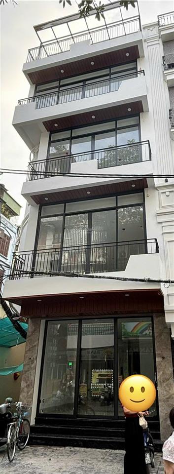 Bán nhà 5 tầng mặt phố tân mai, hoàng mai  ô tô vào nhà  có thang máy  kinh doanh đa ngành