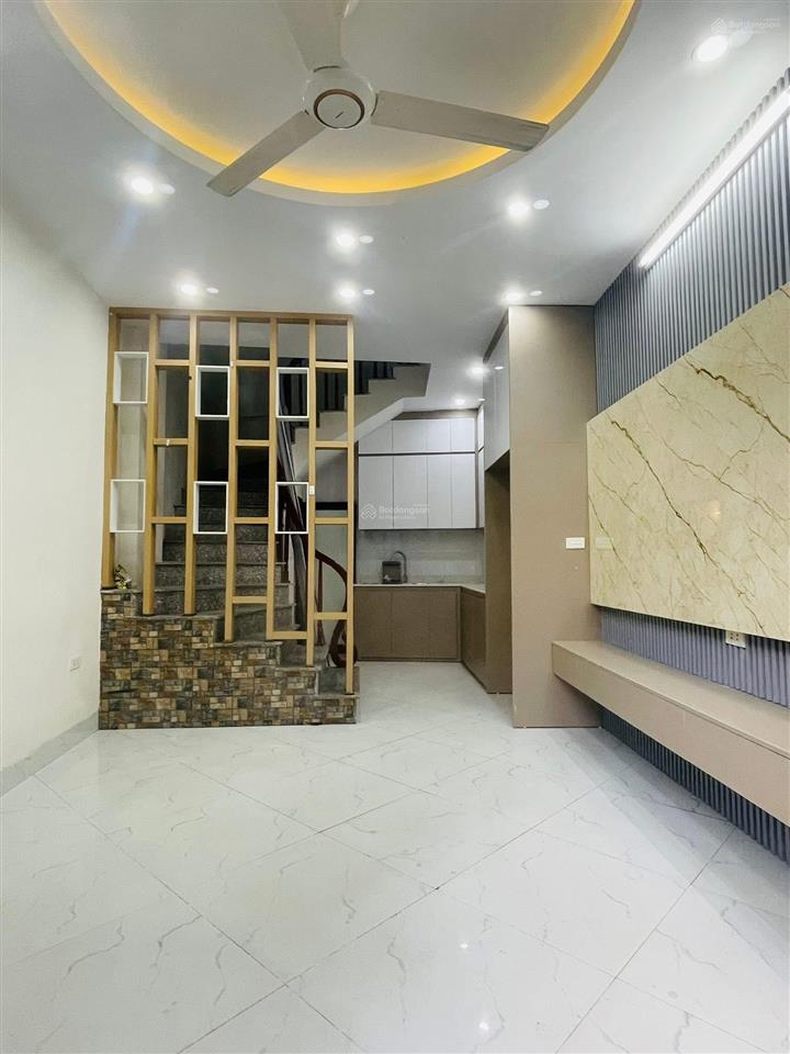 Bán nhà hà trì 2 30,5m 5 tầng,3 ngủ, mt4,1m. căn góc, ô tô đỗ cửa, kinh doanh nhỏ