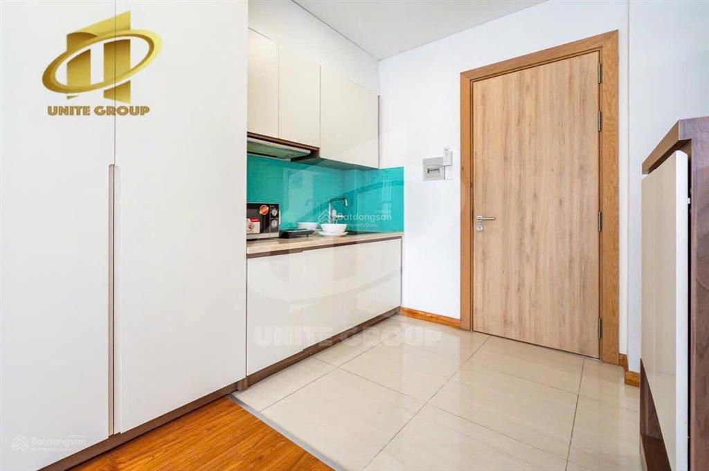 Căn hộ quận 1 ngay trần đình xu có cửa sổ  full nt gần cầu ông lãnh, bùi viện