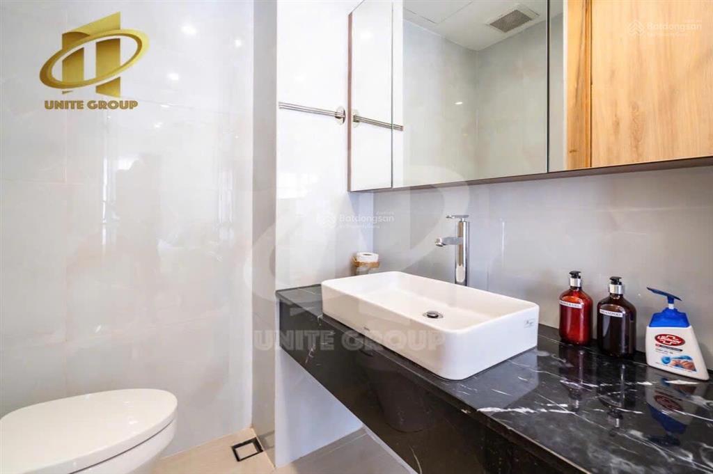 Căn hộ quận 1 ngay trần đình xu có cửa sổ  full nt gần cầu ông lãnh, bùi viện