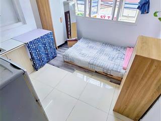 Căn hộ cửa sổ quận 4 hạt dẻ phù hợp sinh viên