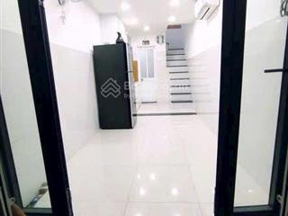 Cho thuê nhà riêng tại lê thị riêng, q1, giá cực chất 9,9 triệu, 40m2