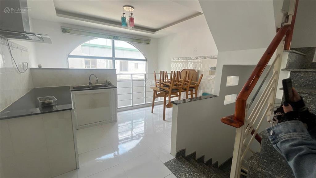 Nhà nguyên căn 2pn 3wc gần kcx tân thuận, chợ phú thuận, lacasa