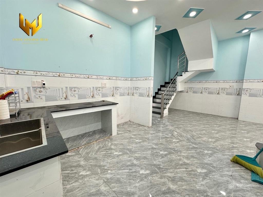 Nhà nguyên căn ngay võ văn kiệt quận 5 gần chợ an đông