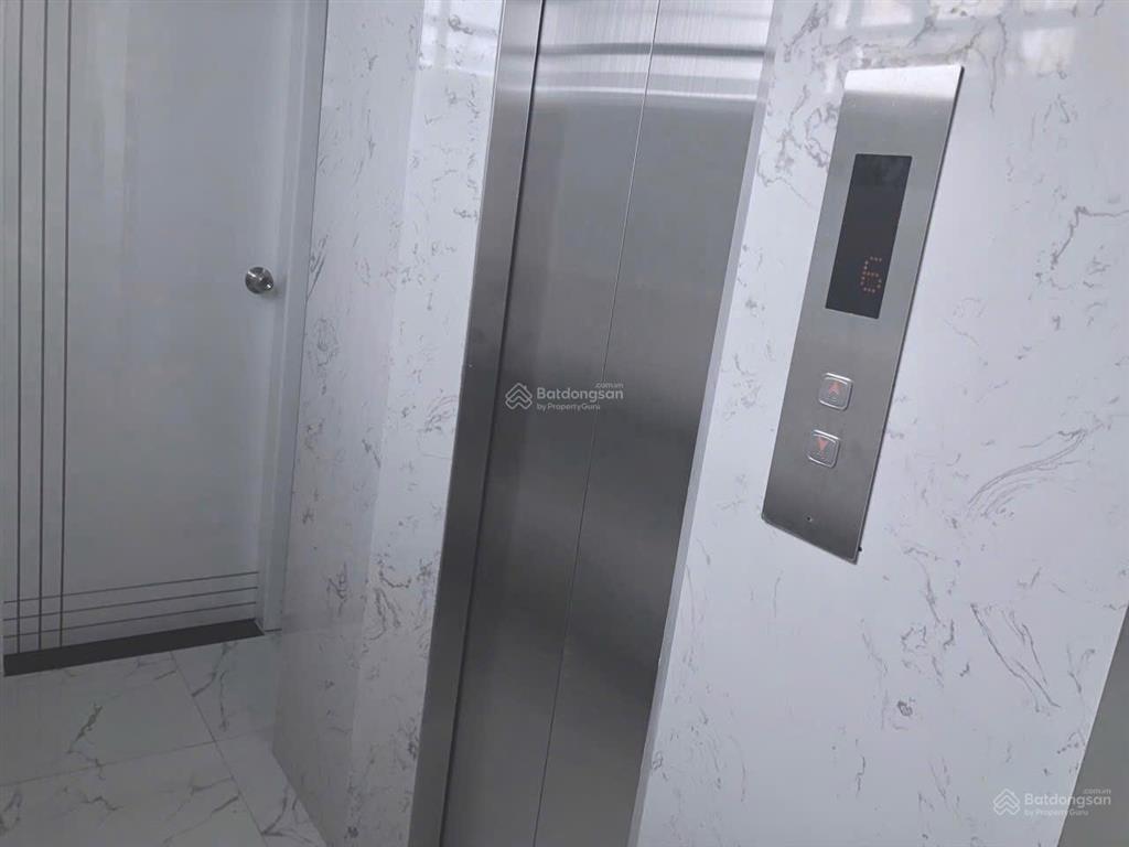 Căn hộ quận 8 rộng 50m2 có ban công, full nội thất, máy giặt riêng