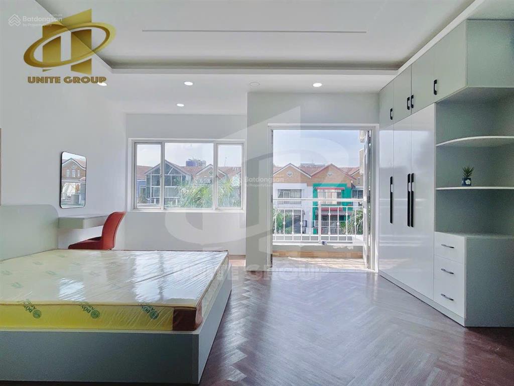 Chính chủ cho thuê căn hộ 1pn ban công, full nội thất, mặt tiền trần trọng cung quận 7